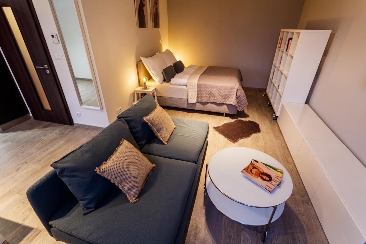 Golden Apartments Rezidence Nova Karolina Ii. اوسترافا المظهر الخارجي الصورة